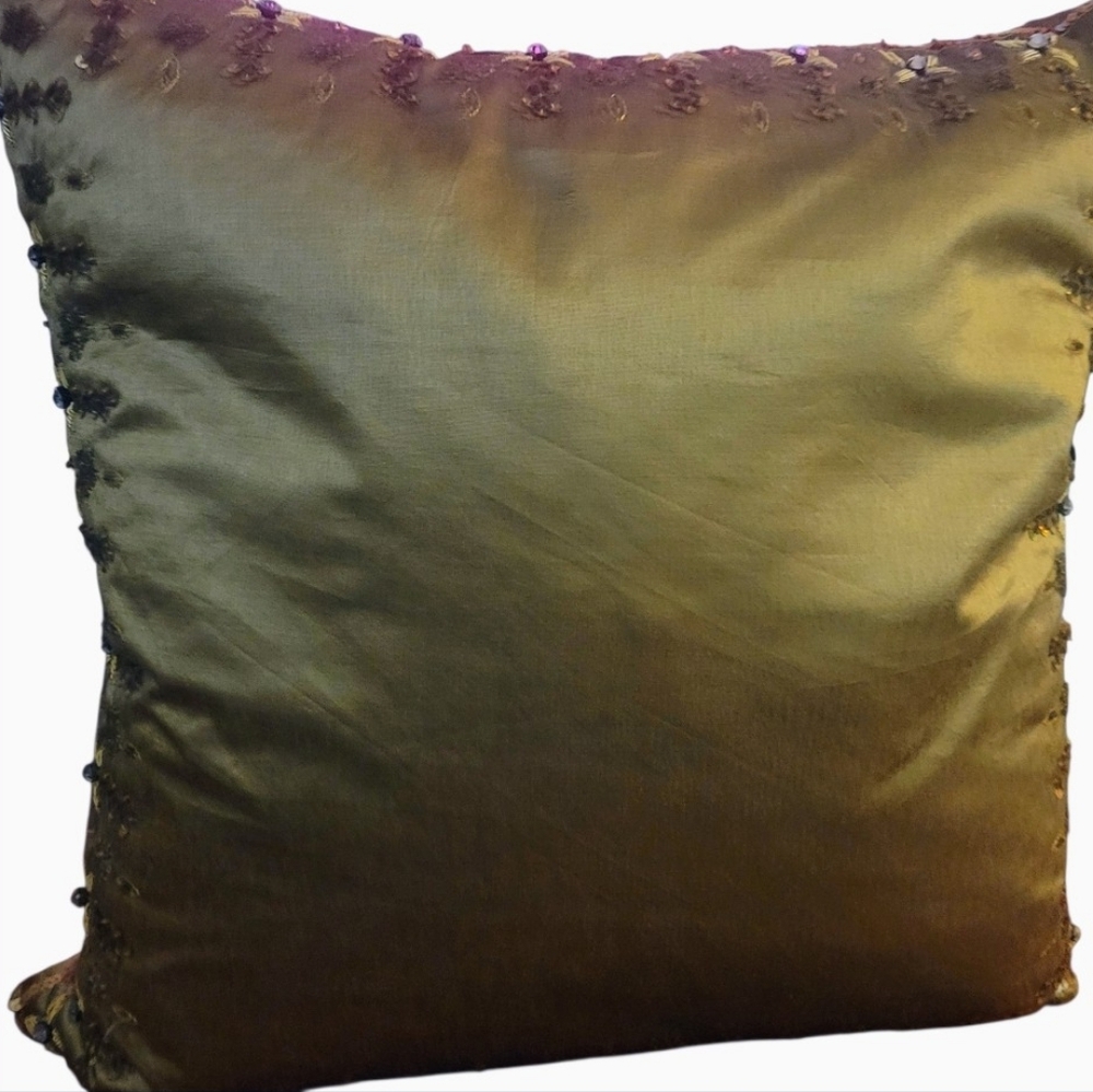 VTG Pillow Embellished Gold Fabric Beaded Pattern Sequence India 1990, 17" X 17" - Picture 4 of 11